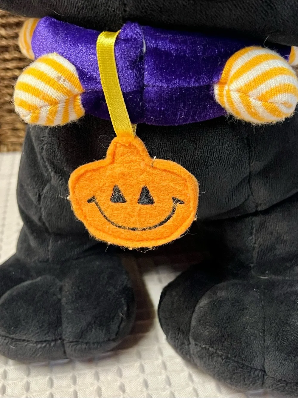 Vintage Commonwealth Happy Haunters Black Cat Halloween Plush Vampire Teeth